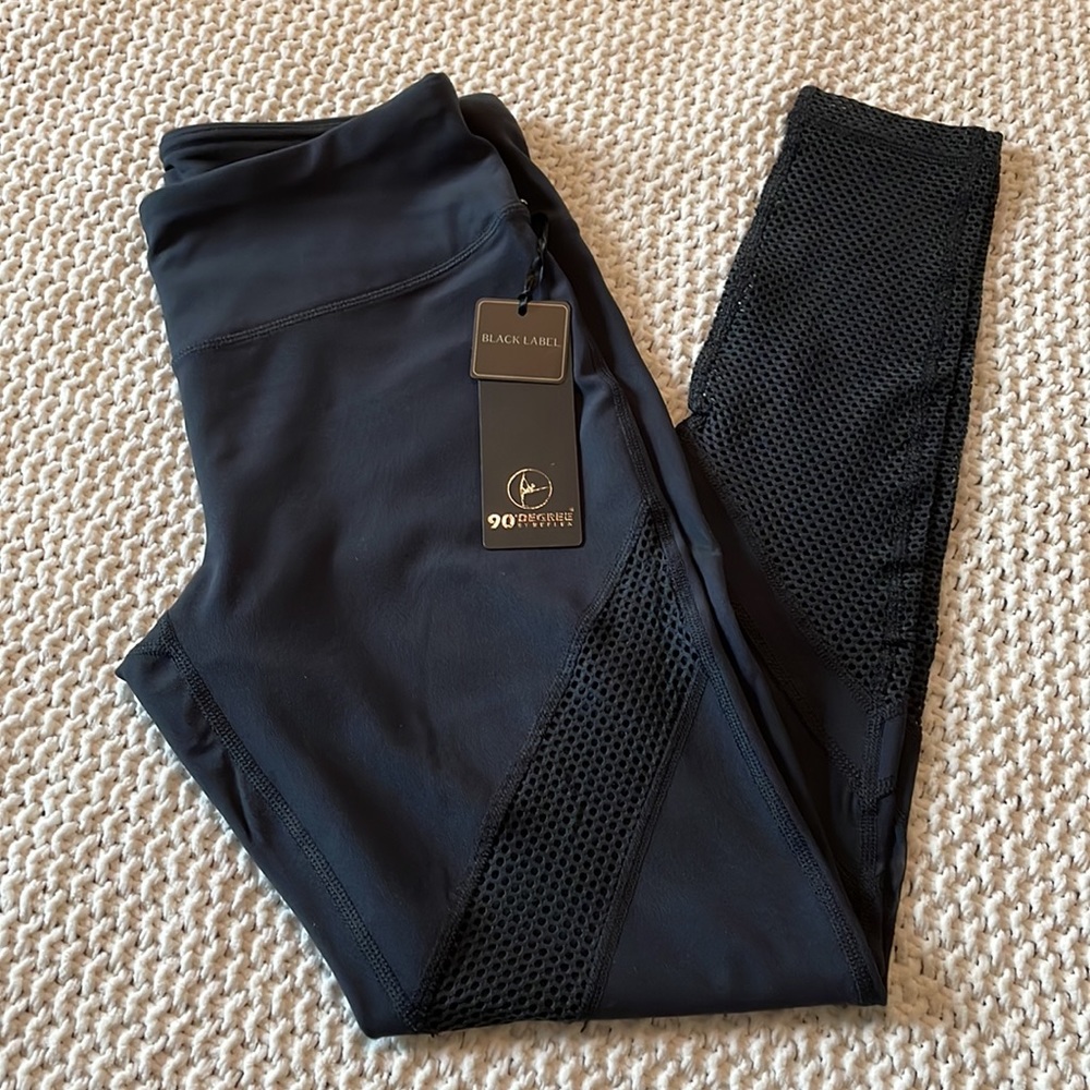 NWT Black Label 90 degree by Reflex leggings